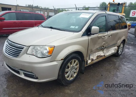 2013 Chrysler Town & Country Touring from USA, damaged, VIN 2C4RC1BG8DR691112